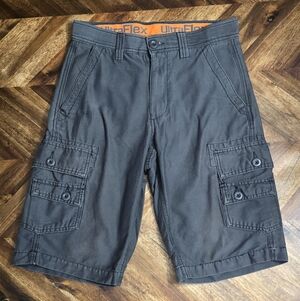 Urban Pipeline UltraFlex Dark Gray Cargo Shorts for Men Size 29
